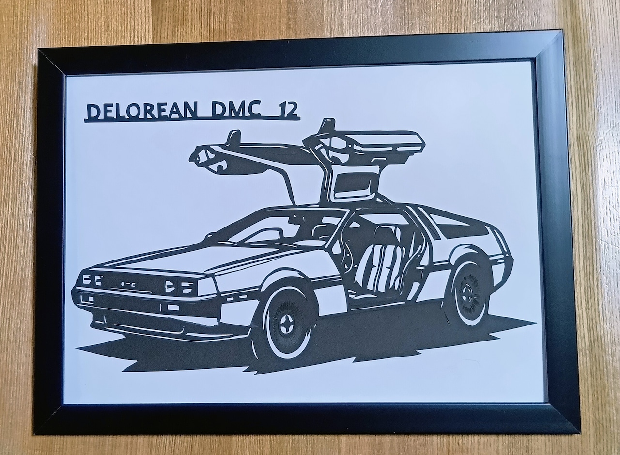 切り絵 デロリアン DMC12